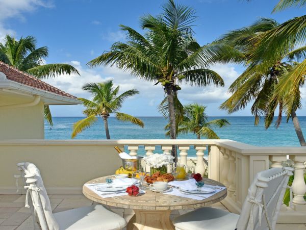 Oceanfront Stunning Ten Bedroom Estate in Saint Martin