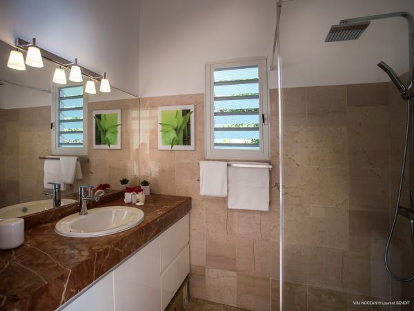 St. Barts Home 975539