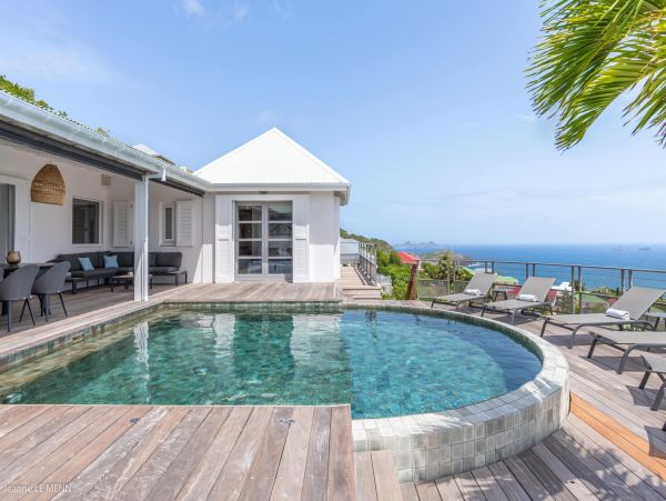 St. Barts Home 975540