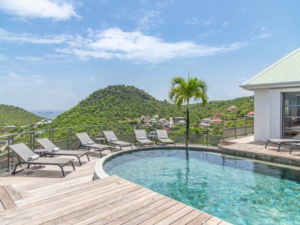 St. Barts Home 975540