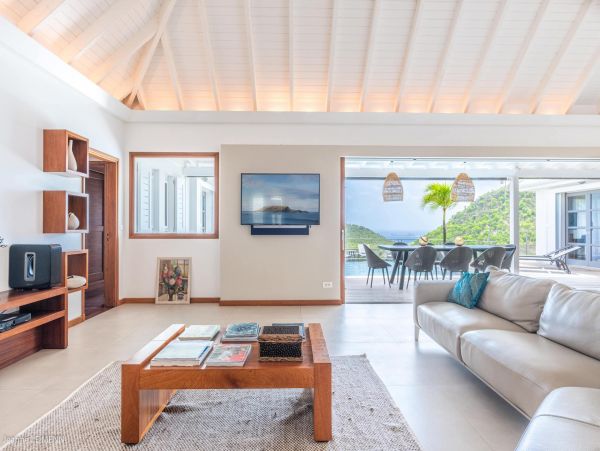 St. Barts Home 975540