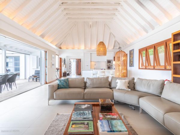 St. Barts Home 975540