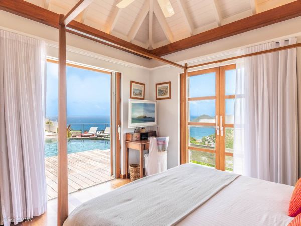 St. Barts Home 975540