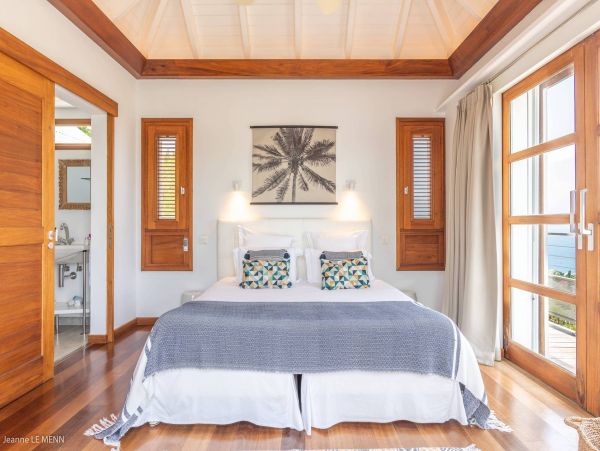 St. Barts Home 975540