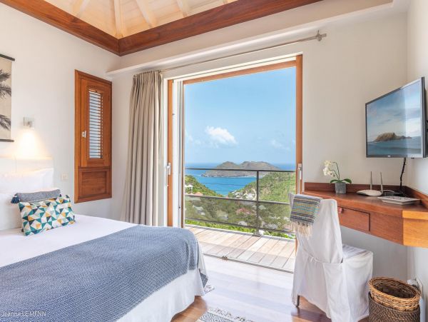 St. Barts Home 975540