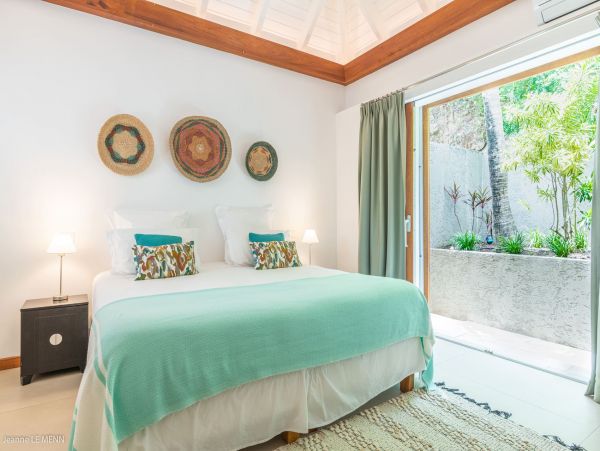 St. Barts Home 975540
