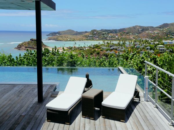 St. Barts Home 975541