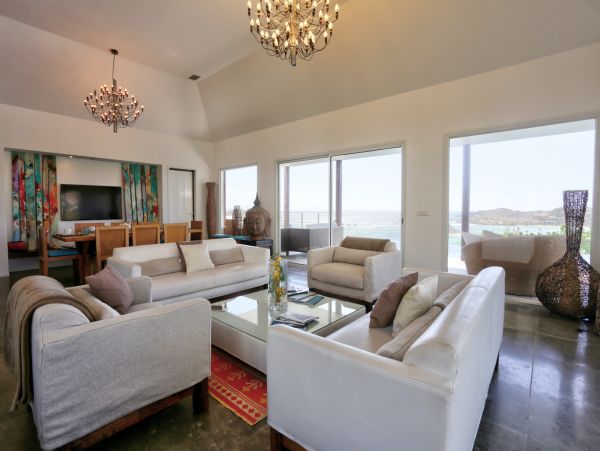St. Barts Home 975541