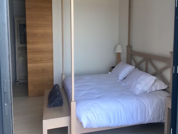St. Barts Home 975547