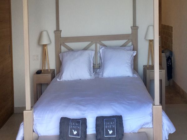 St. Barts Home 975547