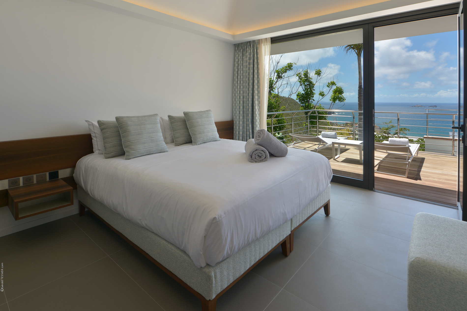 St. Barts Home 975548