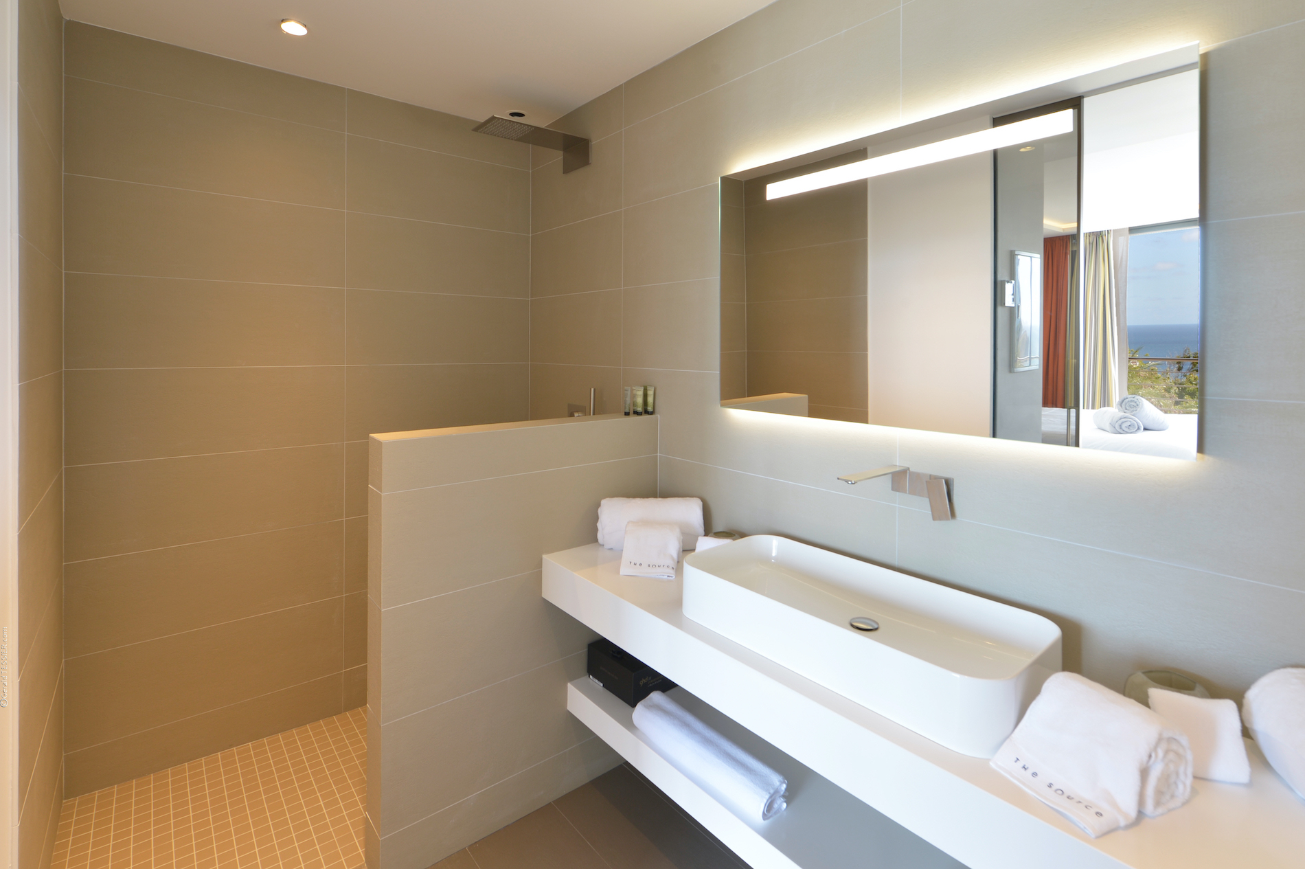 St. Barts Home 975548