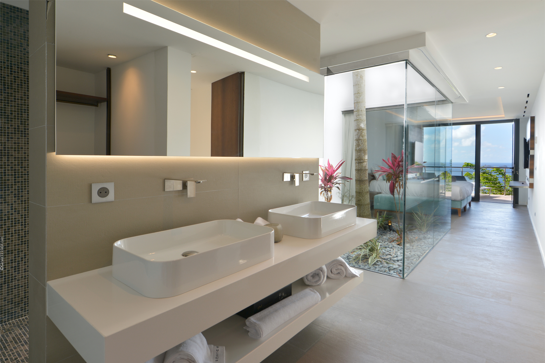 St. Barts Home 975548