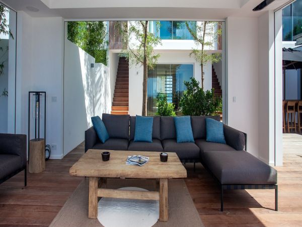 St. Barts Home 975554