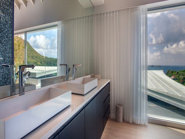 St. Barts Home 975554