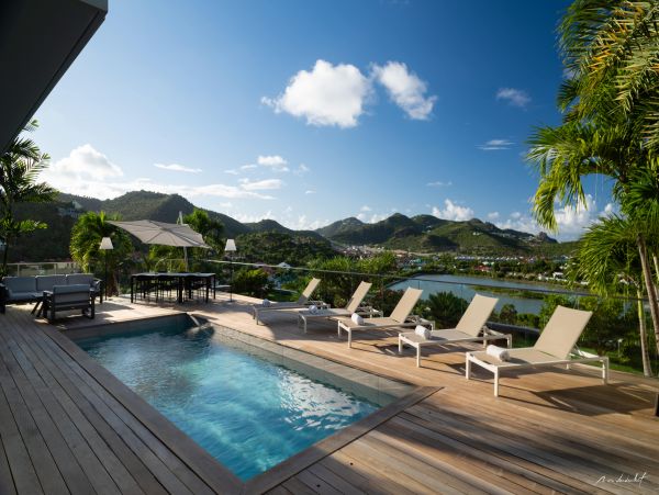 St. Barts Home 975555
