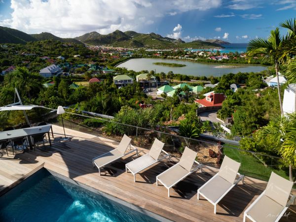 St. Barts Home 975555