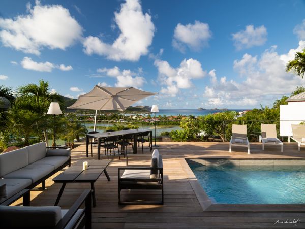 St. Barts Home 975555