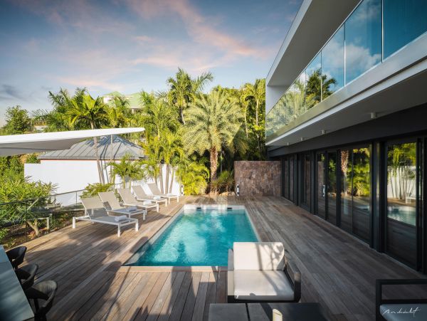 St. Barts Home 975555
