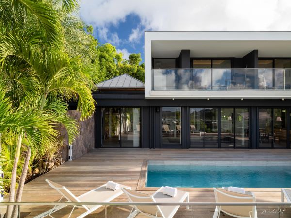 St. Barts Home 975555