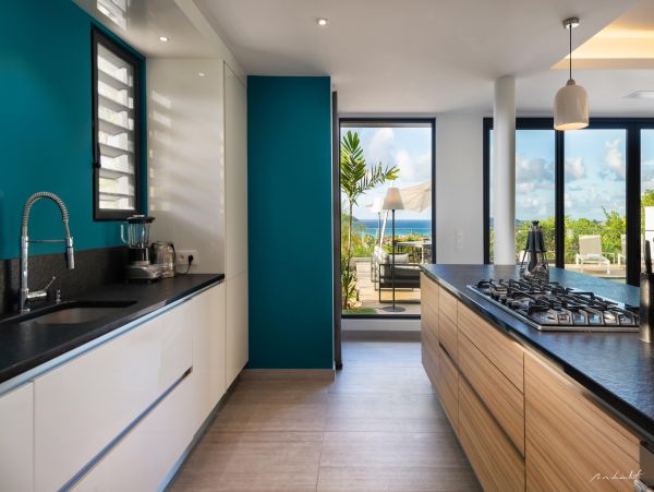 St. Barts Home 975555
