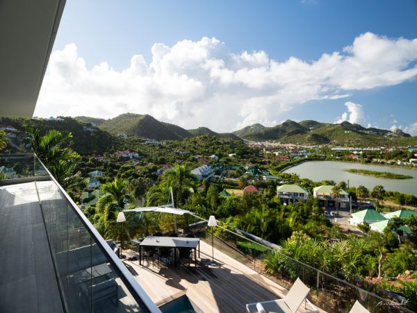 St. Barts Home 975555