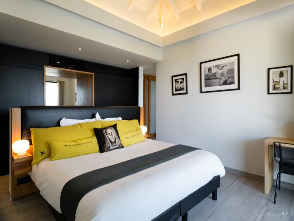 St. Barts Home 975555