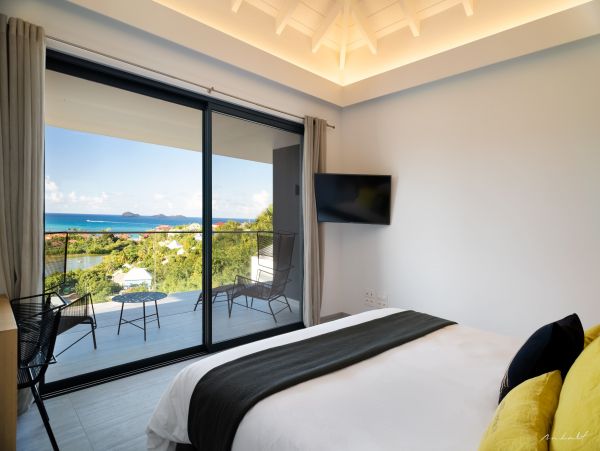 St. Barts Home 975555