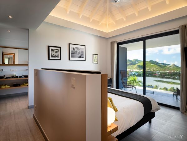 St. Barts Home 975555