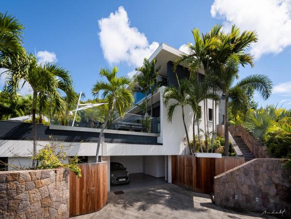 St. Barts Home 975555