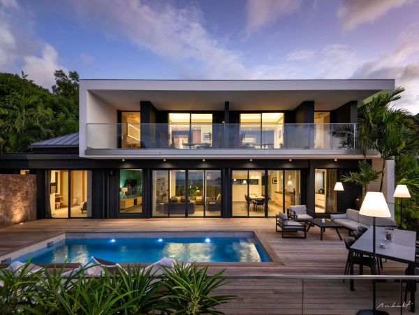 St. Barts Home 975555