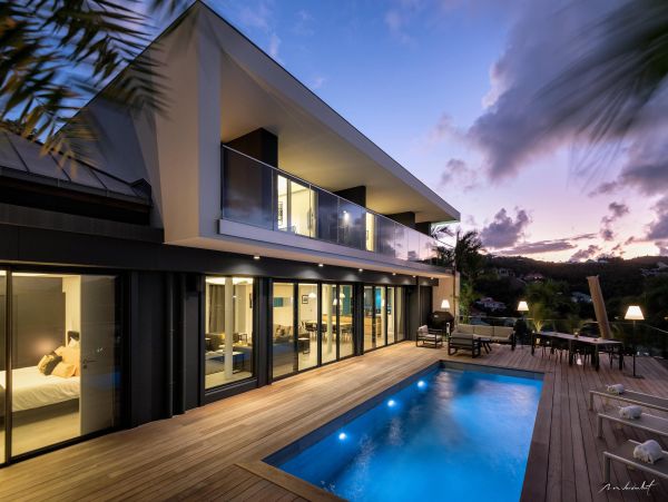 St. Barts Home 975555