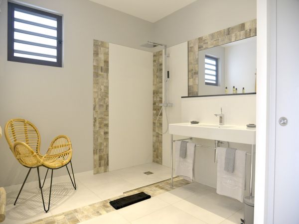 St. Barts Home 975557