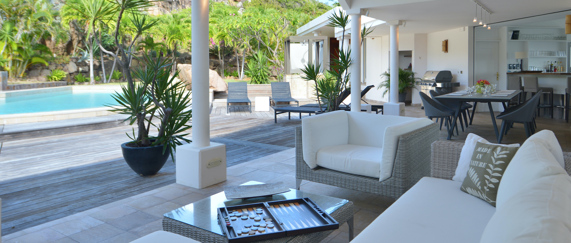 St. Barts Home 975559