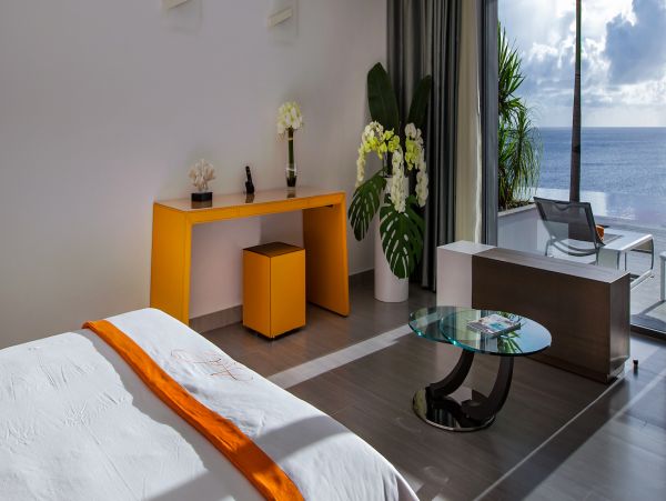 St. Barts Home 975561