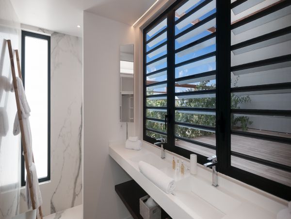 St. Barts Home 975565