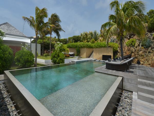 St. Barts Home 975566