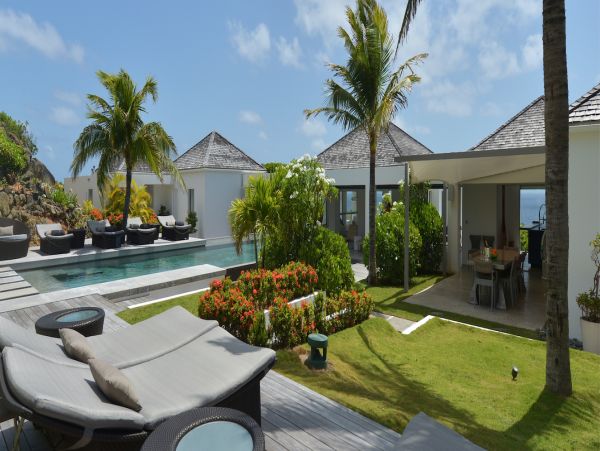 St. Barts Home 975566