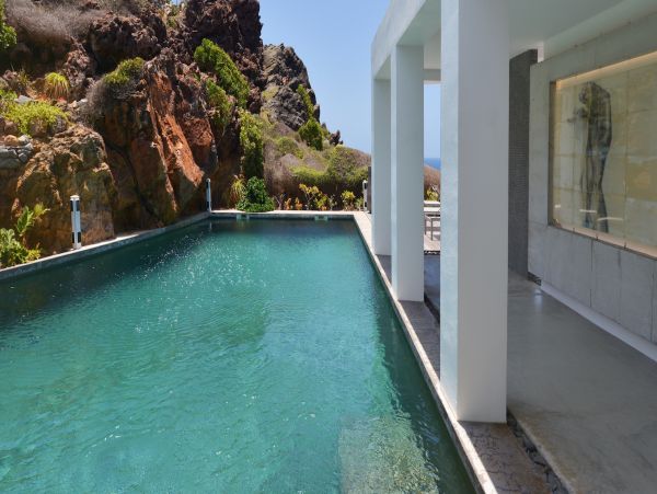 St. Barts Home 975566