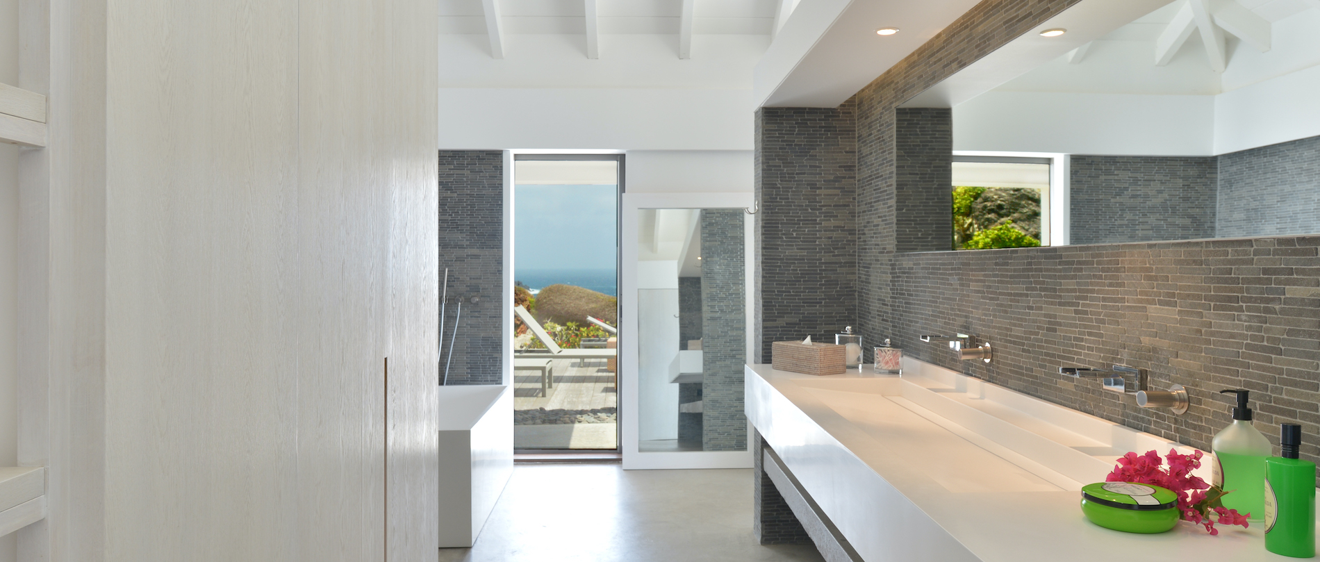 St. Barts Home 975566