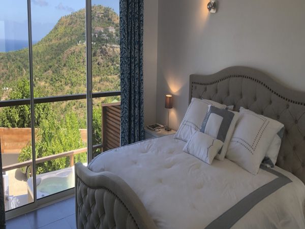 St. Barts Home 975567