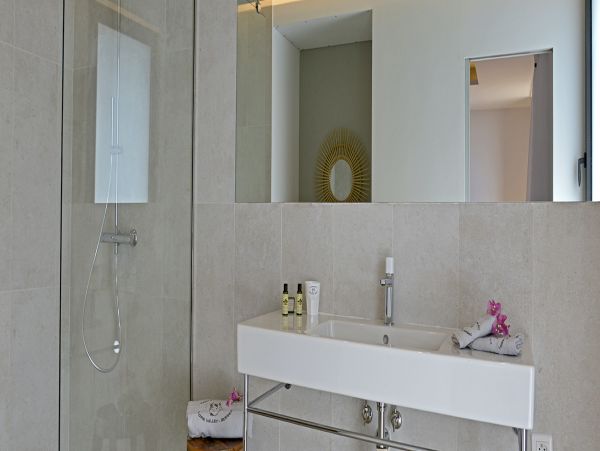 St. Barts Home 975569