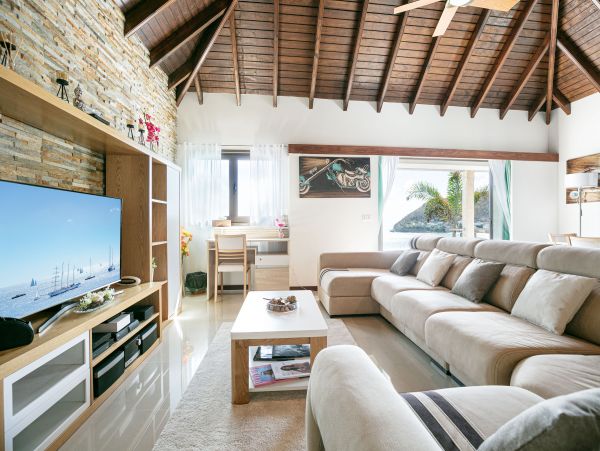 St. Barts Home 975570
