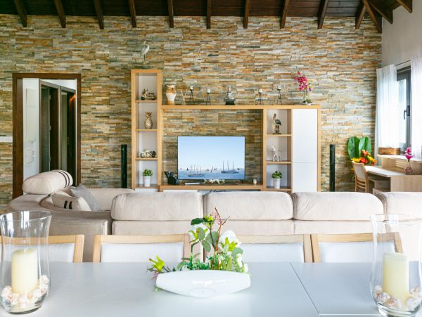 St. Barts Home 975570