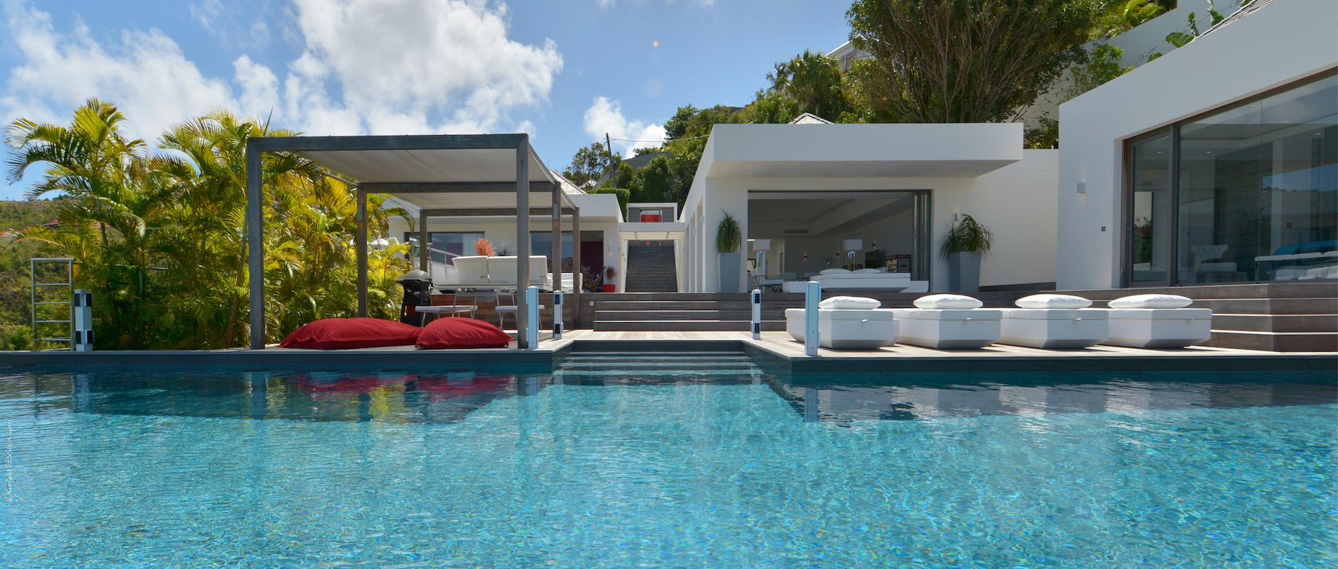 St. Barts Home 975571