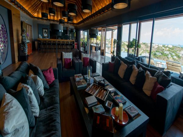 St. Barts Home 975575