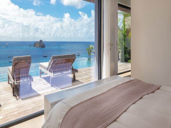 St. Barts Home 975576