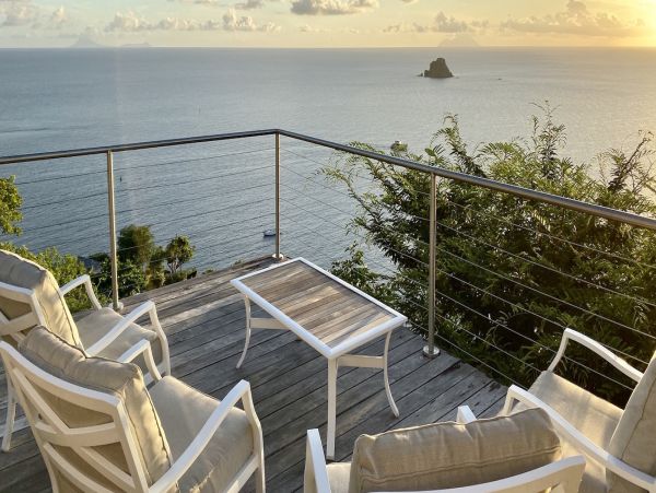 St. Barts Home 975577