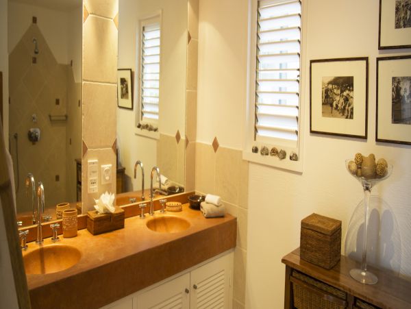 St. Barts Home 975578
