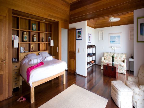 St. Barts Home 975580